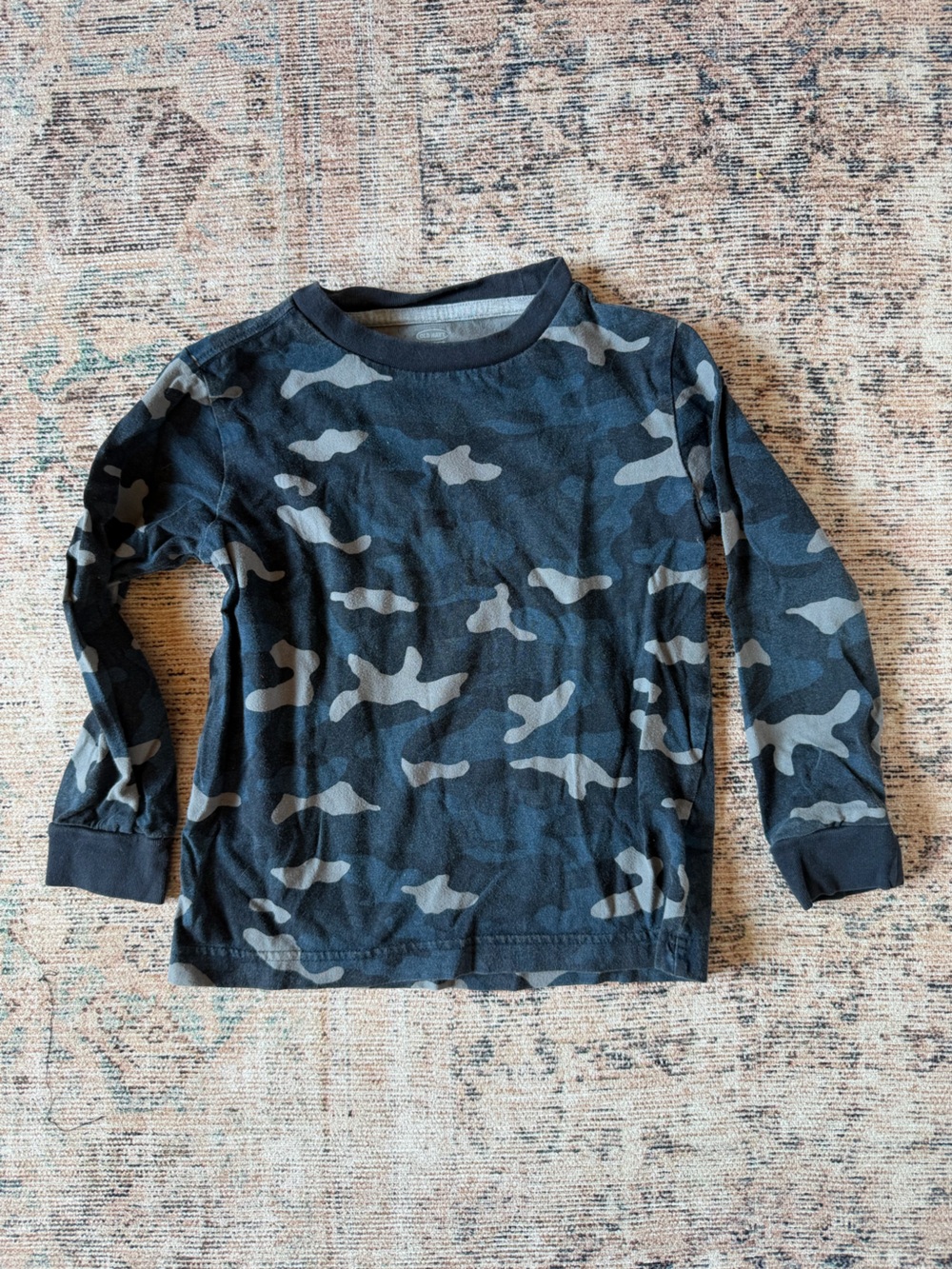 Old Navy Boys Long-Sleeve Camouflage Tee - Black & Gray
